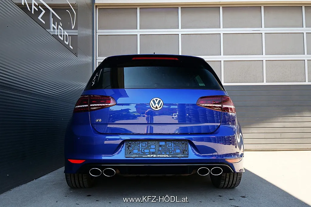 Volkswagen Golf R 2,0 TSI DSG Image 4