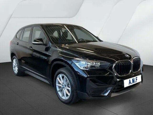 BMW X1 sDrive18d Advantage Image 2